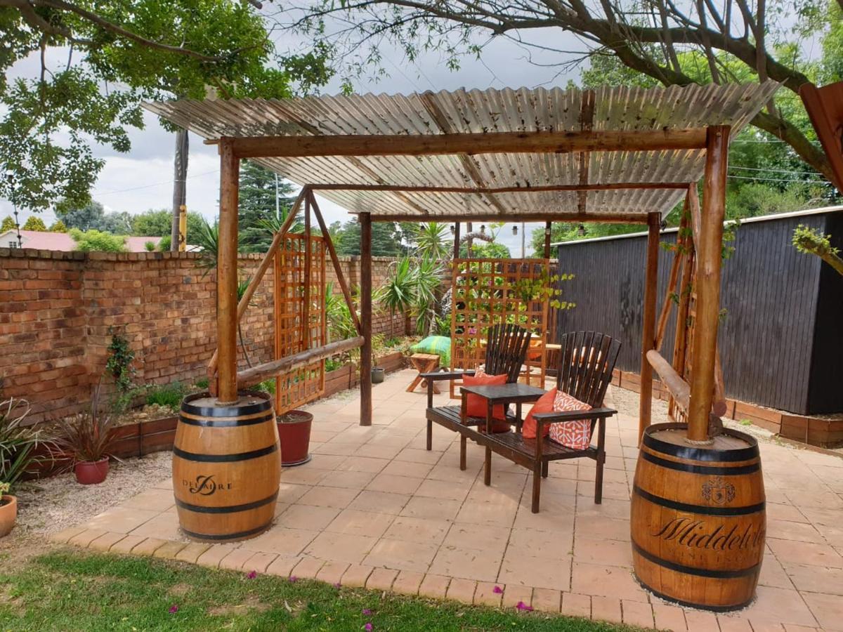 The Lazy Grape Guest Lodge Benoni Extérieur photo