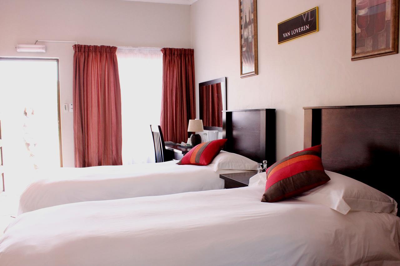 The Lazy Grape Guest Lodge Benoni Extérieur photo