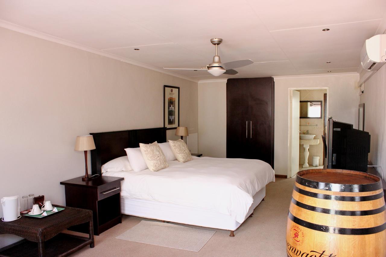 The Lazy Grape Guest Lodge Benoni Extérieur photo